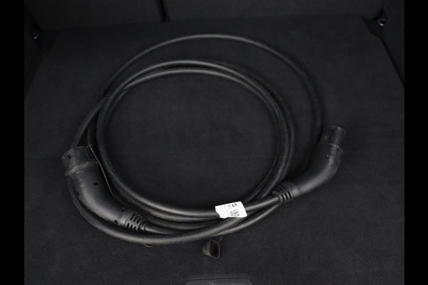 Audi Q4 Sportback e-tron 40 Launch Edition Advanced 77 kWh | Stoelverwarming | Adaptive cruise | Camera | SONOS Sound | Matrix LED | Carplay | Navigatie | Virtual Cockpit | Sportstoelen