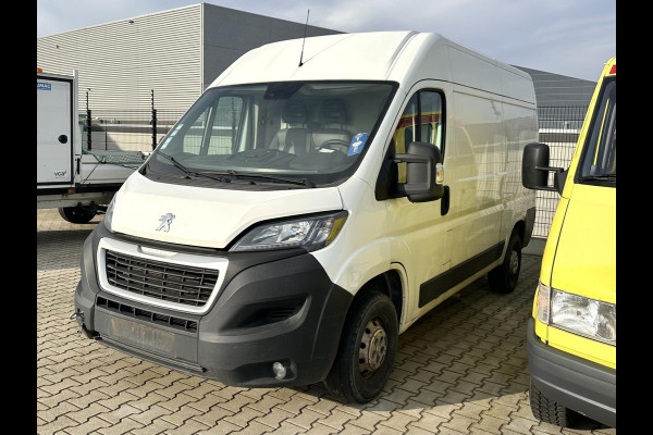 Peugeot Boxer 2.2 BlueHDi 140 L2H2 MOTOR NIET 100%