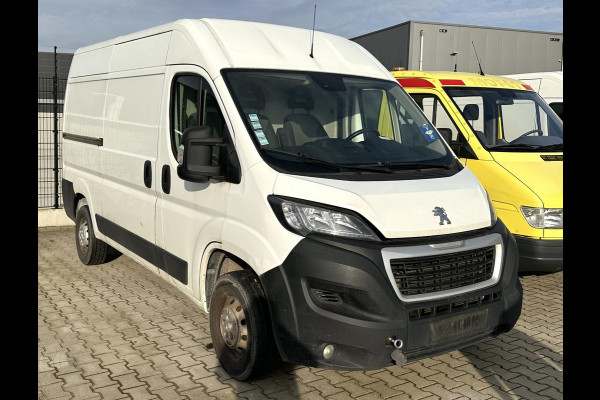 Peugeot Boxer 2.2 BlueHDi 140 L2H2 MOTOR NIET 100%