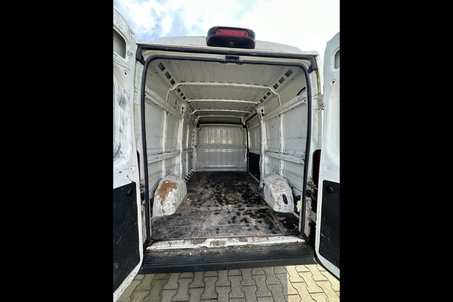 Peugeot Boxer 2.2 BlueHDi 140 L2H2 MOTOR NIET 100%
