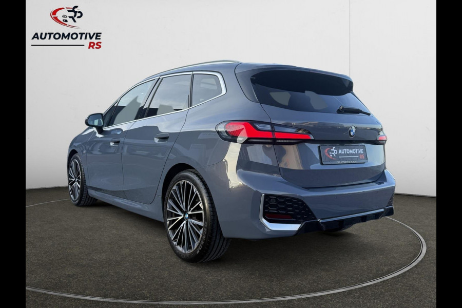 BMW 2 Serie Active Tourer Trekhaak | Head-Up | Panorama | 360° | Leder | Stoelverw.