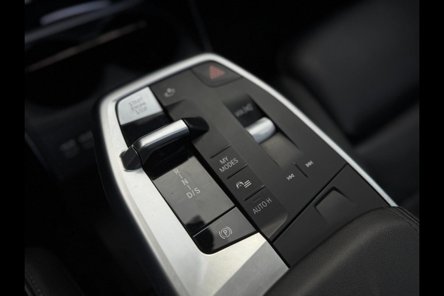 BMW 2 Serie Active Tourer Trekhaak | Head-Up | Panorama | 360° | Leder | Stoelverw.