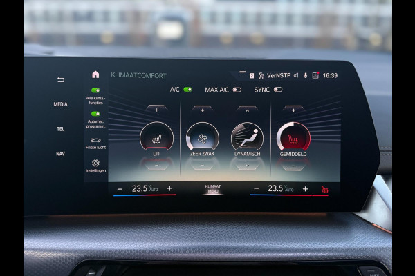 BMW 2 Serie Active Tourer Trekhaak | Head-Up | Panorama | 360° | Leder | Stoelverw.