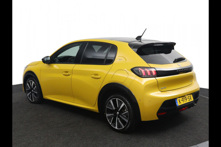 Peugeot 208 1.2*GT-LINE*PANO*AUTOM*ECC*CRUISE*NAVI*CAM*CARPLAY