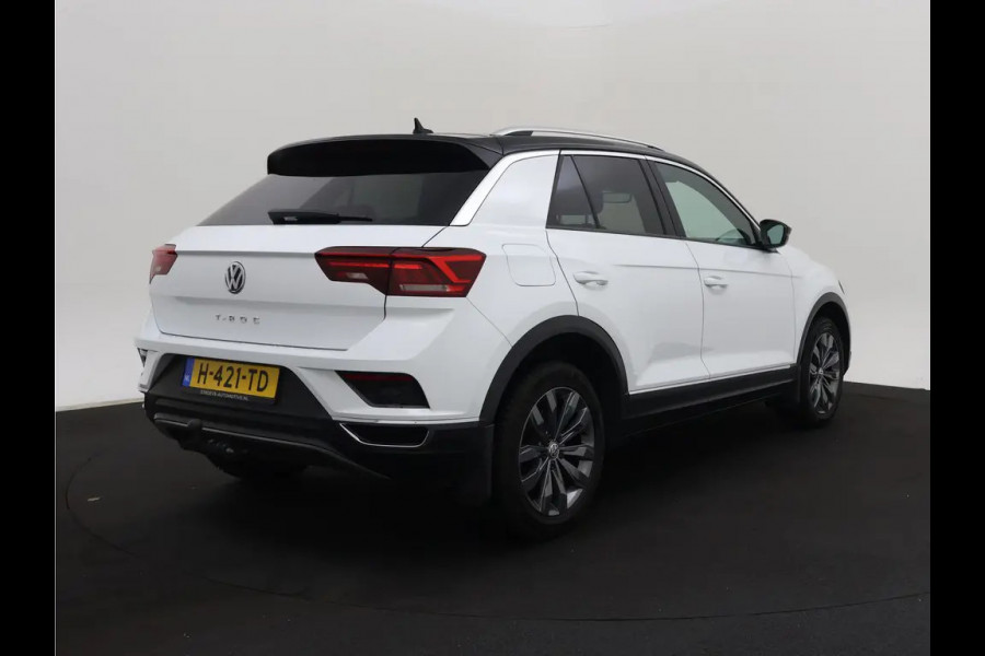 Volkswagen T-Roc 1.5 TSI Sport Xenon Navi Camera Virtuel cockpit T-haak Bj:2020