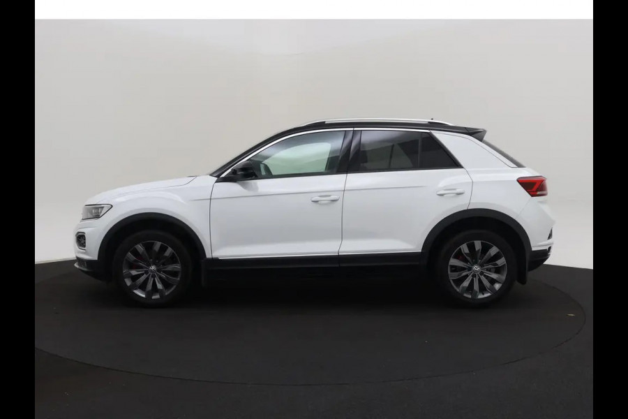 Volkswagen T-Roc 1.5 TSI Sport Xenon Navi Camera Virtuel cockpit T-haak Bj:2020