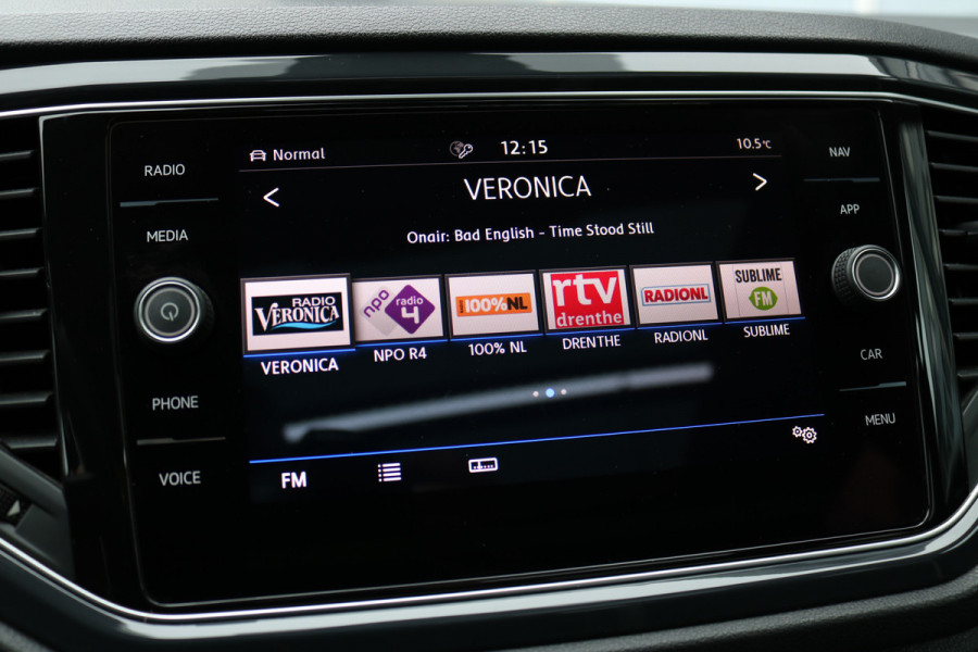 Volkswagen T-Roc 1.5 TSI Sport Xenon Navi Camera Virtuel cockpit T-haak Bj:2020