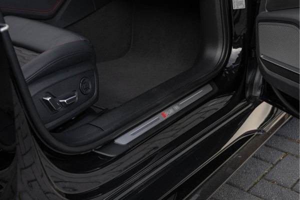 Audi RS6 Avant 4.0TFSI 700pk Quattro ABT Keramisch B&O Advanced Standkachel Pano