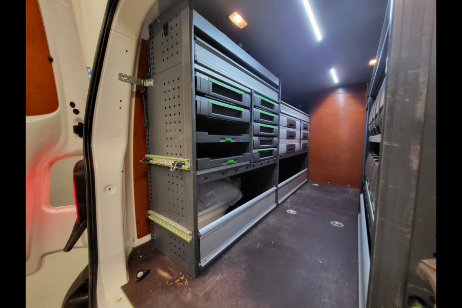 Volkswagen Transporter 2.0TDI 150pk L2/H1 Automaat Euro 6!