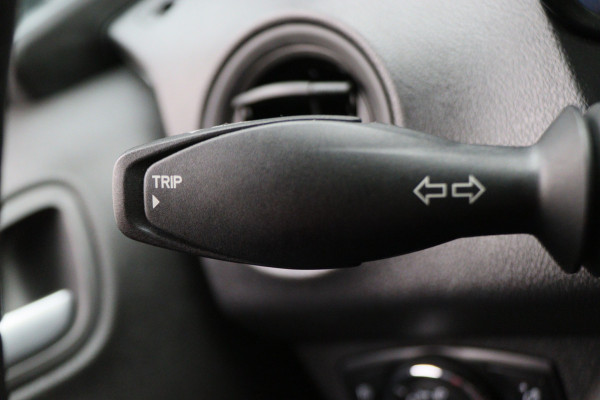 Ford Transit Courier 1.5 TDCI Trend Leer, Airco, Trekhaak, Side-Bars, PDC