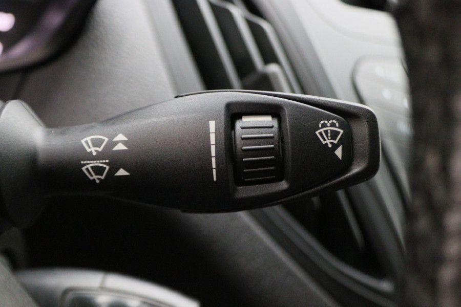 Ford Transit Courier 1.5 TDCI Trend Leer, Airco, Trekhaak, Side-Bars, PDC