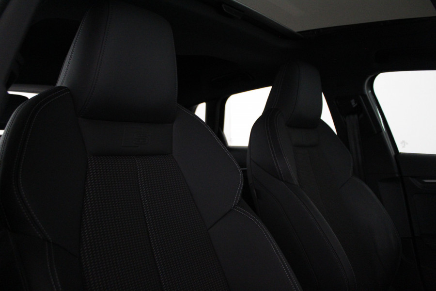 Audi A3 Sportback 30 TFSI S line edition Pano.schuif/Daytona Gray/Optiek Zwart plus pakket/18 inch RS/Camera...