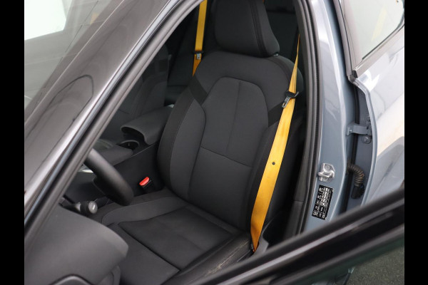 Polestar 2 Long Range Dual Motor Launch Edition 78kWh | Panoramadak | 360 Camera | Achterbankverwarming | Adaptive cruise | Carplay | Camera | Stoelverwarming | Keyless