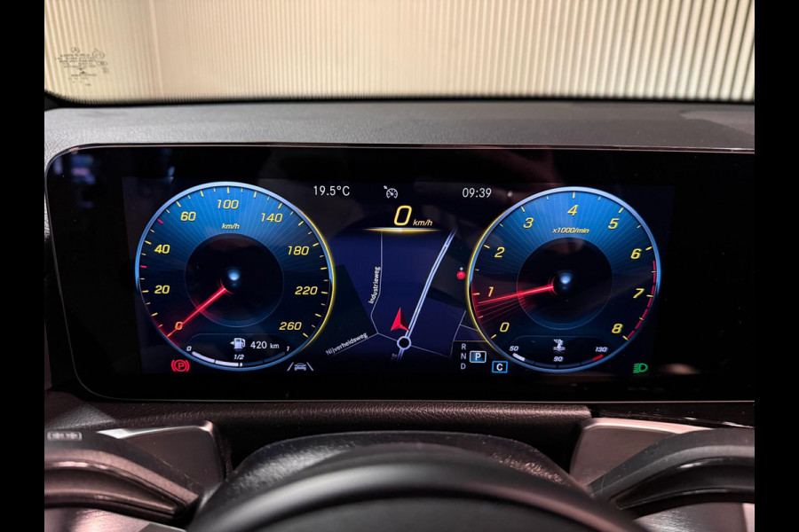 Mercedes-Benz Glb 180 Business Solution-WIDESCREEN-CAMERA-STOELCOMFORT-NL AUTO