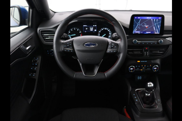 Ford Focus 1.0 EcoBoost ST Line | Panoramadak | Camera | Carplay | Navigatie | Full LED | Climate control | Keyless | Cruise control | Bluetooth | Parkeerhulp