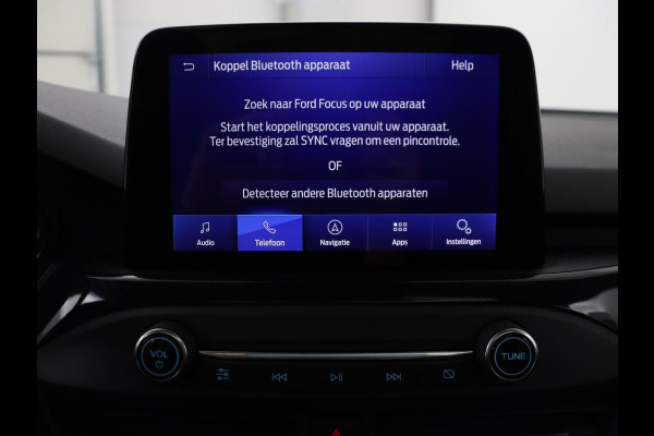 Ford Focus 1.0 EcoBoost ST Line | Panoramadak | Camera | Carplay | Navigatie | Full LED | Climate control | Keyless | Cruise control | Bluetooth | Parkeerhulp