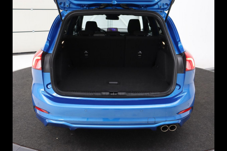 Ford Focus 1.0 EcoBoost ST Line | Panoramadak | Camera | Carplay | Navigatie | Full LED | Climate control | Keyless | Cruise control | Bluetooth | Parkeerhulp