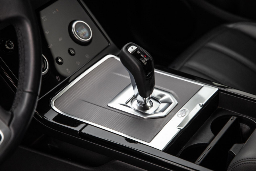 Land Rover Range Rover Evoque 1.5 P300e AWD S PLUG IN HYBRIDE / LEDER / ADAPTIVE CRUISE / CARPLAY