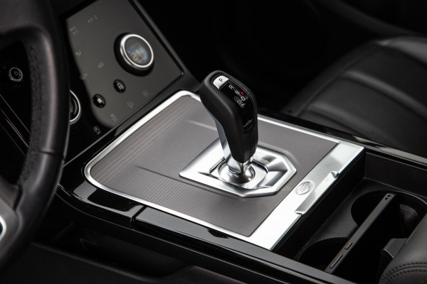 Land Rover Range Rover Evoque 1.5 P300e AWD S PLUG IN HYBRIDE / LEDER / ADAPTIVE CRUISE / CARPLAY