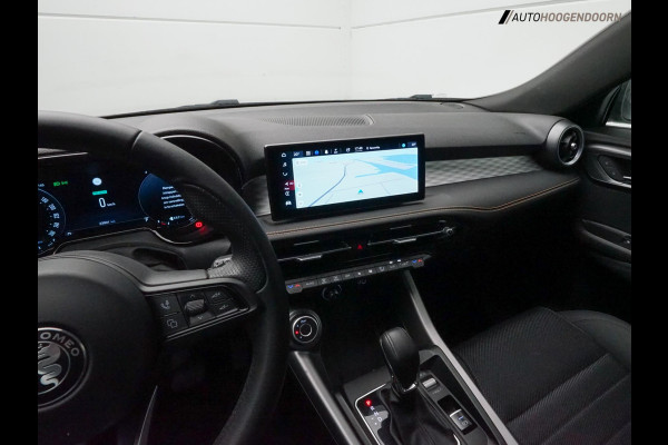 Alfa Romeo Tonale 1.3T PHEV Ti (SFEERVERLICHTING,ADAPTIVE CRUISE,360 CAMERA,KEYLESS,LED,DIGITAAL COCKPIT,CLIMATE,TOPCONDITIE)