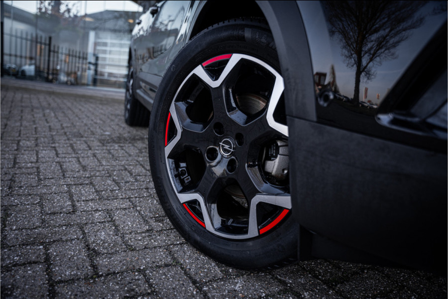 Opel Mokka Electric Level 4 50 kWh ** Leder ** Navigatie ** Trekhaak ** 18inch Rijbereik tot 457km (WLTP)