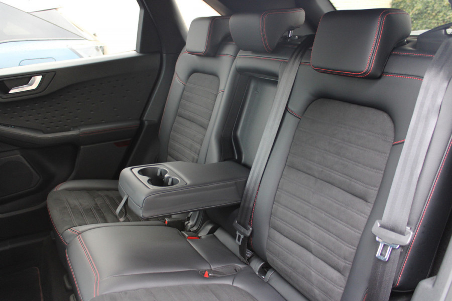 Ford Kuga 1.5 EcoBoost ST-Line X | Adaptieve cruise | BLIS | Camera | Trekhaak | Winterpack