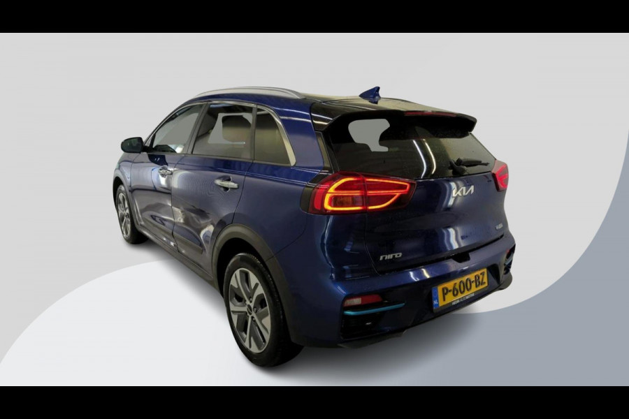 Kia e-Niro ExecutiveLine 64 kWh | Panoramadak | Leder | Achteruitrijcamera | Stoel- Verwarming & Koeling | Adaptive Cruise |