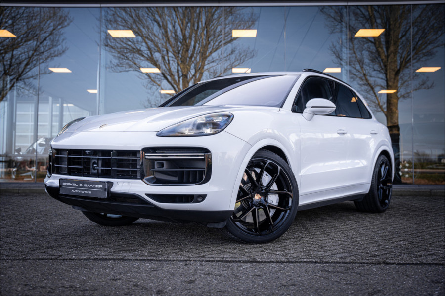Porsche Cayenne 4.0 Turbo ** PCCB** Burmester ** Approved ** Panodak ** Trekhaak ** 18-weg Sportstoelen 4WS ** Adapt. Cruise ** Softclose ** NP 237K ** NAP ** NL auto!!