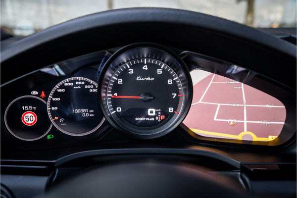 Porsche Cayenne 4.0 Turbo ** PCCB** Burmester ** Approved ** Panodak ** Trekhaak ** 18-weg Sportstoelen 4WS ** Adapt. Cruise ** Softclose ** NP 237K ** NAP ** NL auto!!