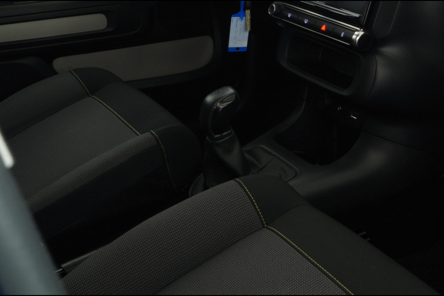 Citroën C3 1.2 PureTech Feel Edition > Zwart dak/All season banden/goed onderhouden!