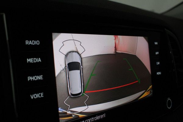 Škoda Karoq 1.0 TSI Business Edition > Camera/Navi/Comfort-pakket/keyless...