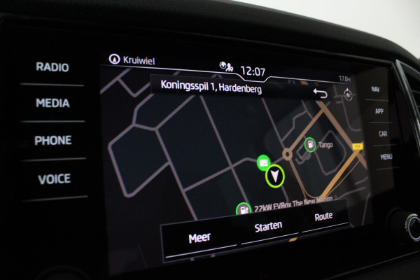 Škoda Karoq 1.5 TSI ACT Style > 150pk Camera/Adapt.cruise/Elektr.klep/keyless