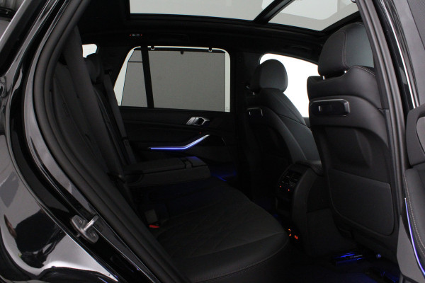 BMW X5 xDrive50e 490pk > Innovatie-pakket/Trekhaak/Travel-pakket/Shadow line