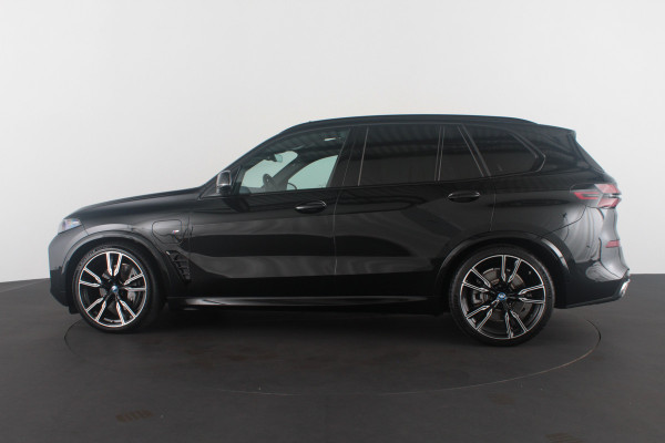 BMW X5 xDrive50e 490pk > Innovatie-pakket/Trekhaak/Travel-pakket/Shadow line