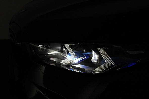 BMW X5 xDrive50e 490pk > Innovatie-pakket/Trekhaak/Travel-pakket/Shadow line