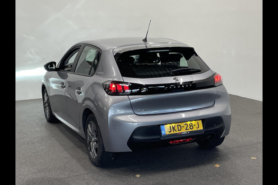 Peugeot 208 1.2 PureTech 100pk Active Pack | Navigatie | Apple Carplay/Android Auto | Parkeersensoren achter | Cruise Control | Airco | Lichtmetalen velgen