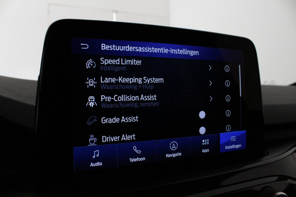 Ford Kuga 2.5 PHEV ST-Line X 225pk > Winterpakket/Trekhaak/all season/Frozen White/Plug-in hybride