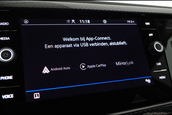 Volkswagen Taigo 1.0 TSI Life Edition Camera/adapt.cruise/Navi/parkeersensor V en A