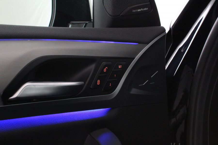 BMW X4 M40i High Executive 354pk > Pano.scuif/360°/H&K/Driving Assistant Plus