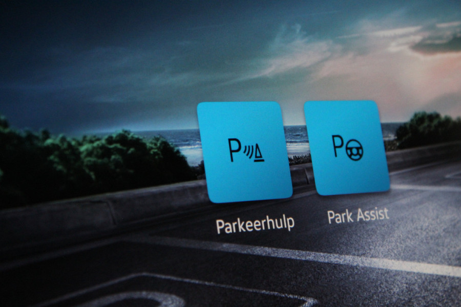 Volkswagen Multivan 1.4 eHybrid L2H1 Bulli 6 persoons/Plug-in hybride/Trekhaak/Panorama dak/camera