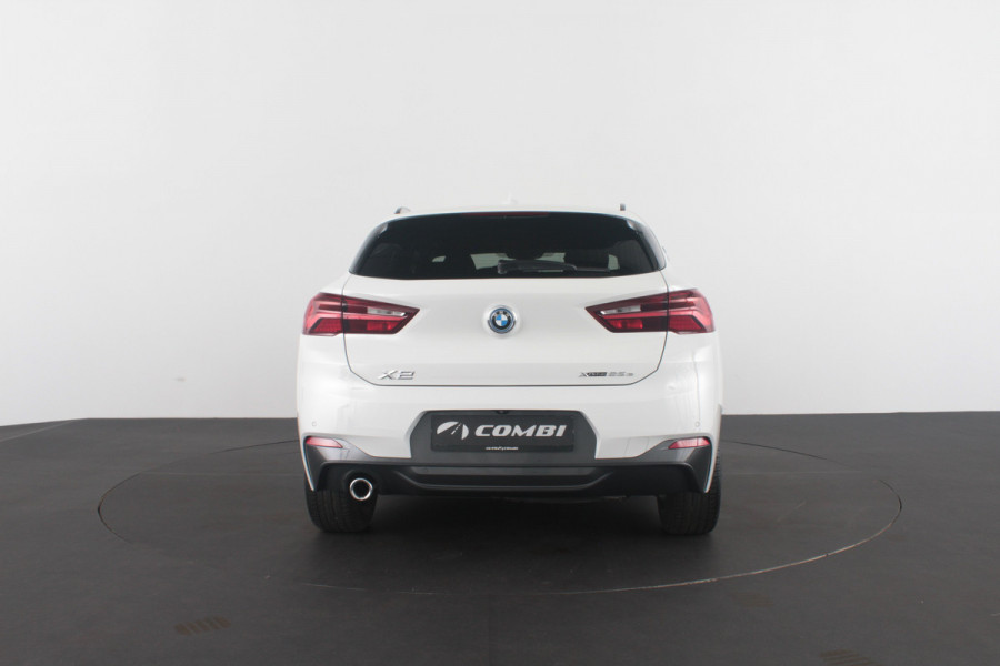 BMW X2 xDrive 25e M Sport 220pk/Pano.schuif/Memory/19 inch/Shadow-Line