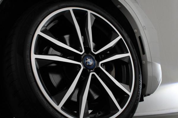 BMW X2 xDrive 25e M Sport 220pk/Pano.schuif/Memory/19 inch/Shadow-Line