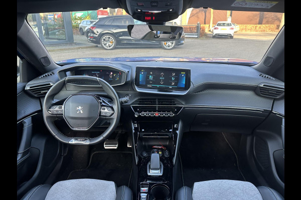 Peugeot e-2008 EV GT Pack 50 kWh SOH 90% | 3-Fase boordlader | Warmtepomp | Open Panoramadak | Camera | Stoelverwarming | Adaptieve Cruise Control | Full Option | Dealeronderhouden | Inclusief 12 mnd BOVAG garantie |
