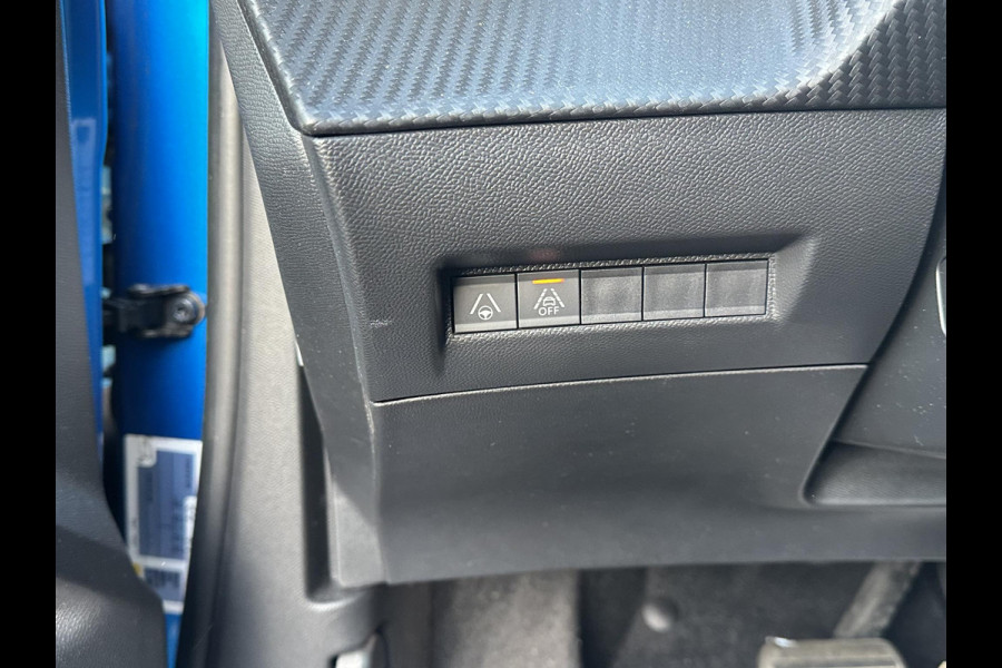 Peugeot e-2008 EV GT Pack 50 kWh SOH 90% | 3-Fase boordlader | Warmtepomp | Open Panoramadak | Camera | Stoelverwarming | Adaptieve Cruise Control | Full Option | Dealeronderhouden | Inclusief 12 mnd BOVAG garantie |