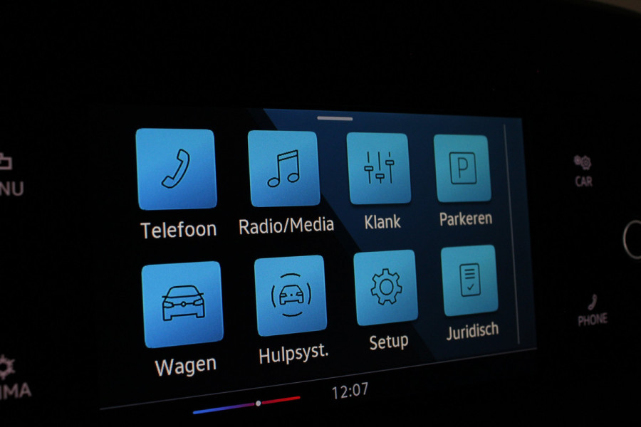 Volkswagen Caddy Cargo 1.5 TSI Trend ( Benzine ) parkeersensor/cruise control