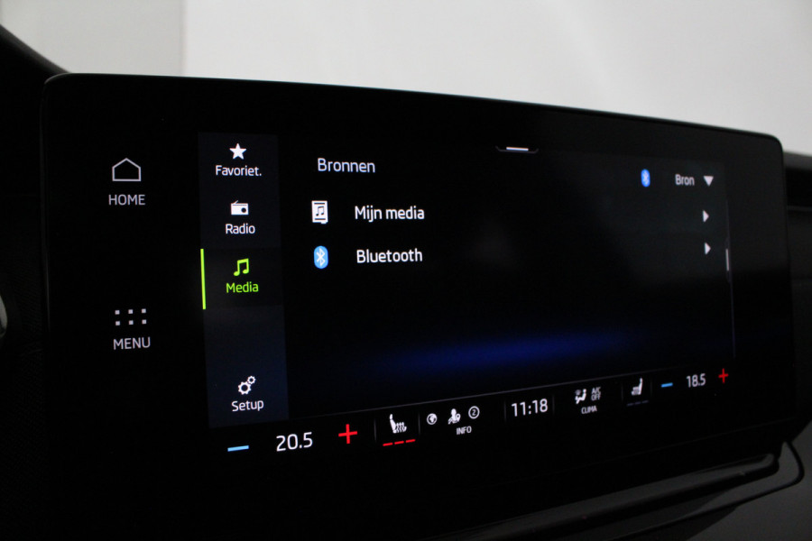 Škoda Octavia 1.5 e-TSI Business Edition Plus 150pk DSG/Lava Blue Metallic/Cruise control adaptief