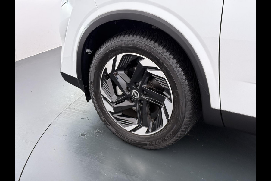 Nissan QASHQAI 1.3 MHEV Xtronic N-Connecta 1.3 MHEV Xtronic N-Connecta | FABRIEKSGARANTIE| PANO| VOORRUITVERWARMING| STOEL + STUUR VERWARMING| 360 CAMERA| DODE HOEK| HEAD-UP| ELEK. ACHTERKLEP