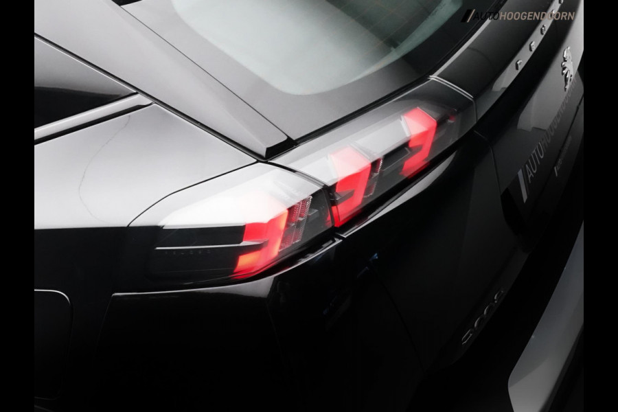 Peugeot 2008 1.2 PureTech Active Pack Sport (APPLE CARPLAY,CRUISE,LED,PARKEERSENSOREN,CLIMATE,LM-VELGEN,SPORTSTOELEN,NIEUWE APK)