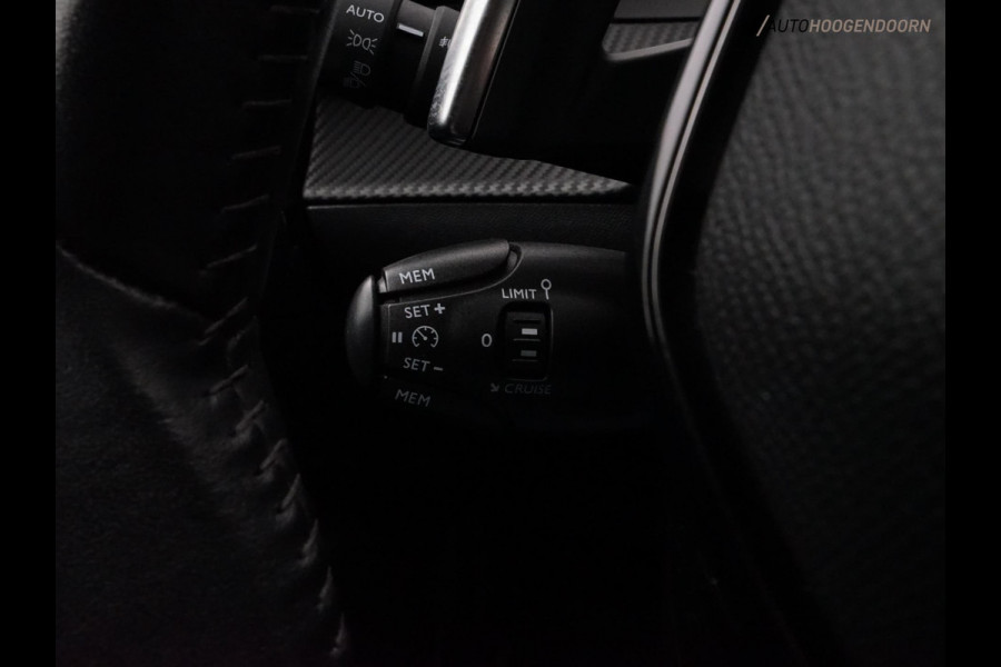 Peugeot 2008 1.2 PureTech Active Pack Sport (APPLE CARPLAY,CRUISE,LED,PARKEERSENSOREN,CLIMATE,LM-VELGEN,SPORTSTOELEN,NIEUWE APK)