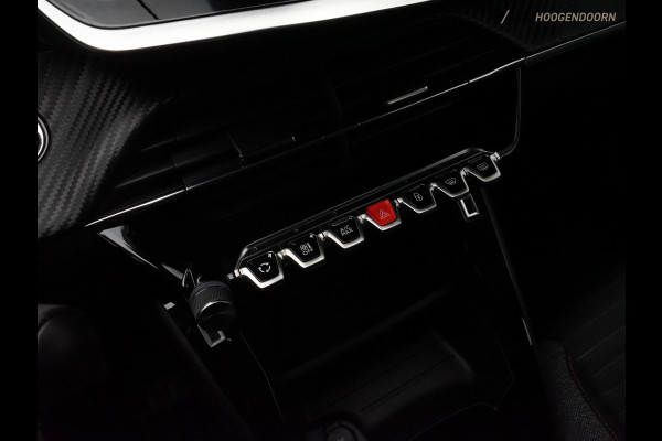 Peugeot 2008 1.2 PureTech Active Pack Sport (APPLE CARPLAY,CRUISE,LED,PARKEERSENSOREN,CLIMATE,LM-VELGEN,SPORTSTOELEN,NIEUWE APK)